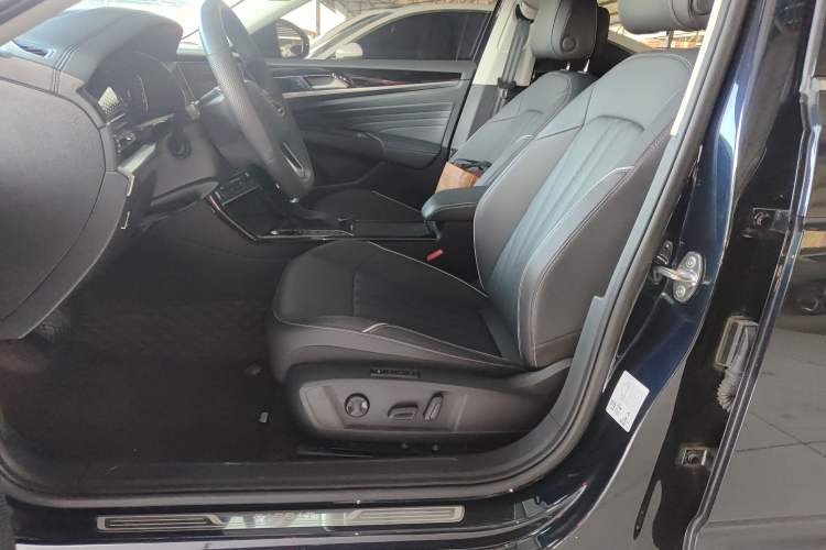 Used Volkswagen Passat 2024 330TSI Elite Edition
