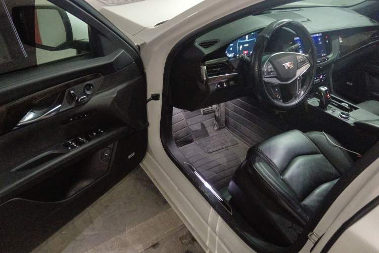 Used Cadillac CT6 2019 28T Luxury Model