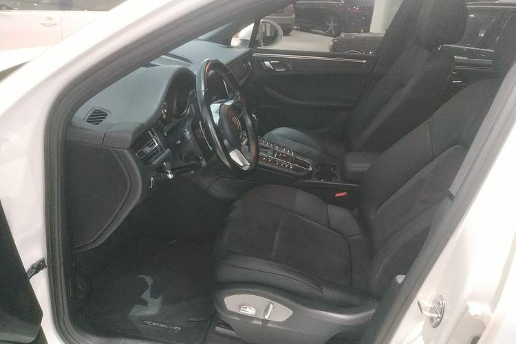 Used Porsche Macan 2018 Macan 2.0T