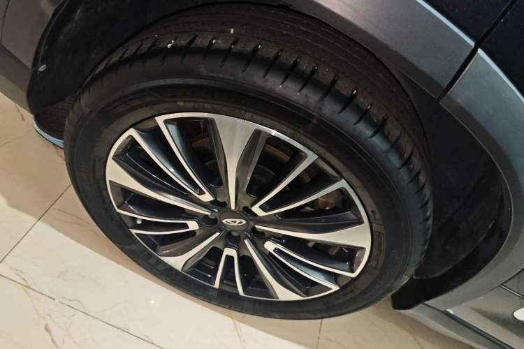 Used Chery Tiggo 8 PLUS 2022 Kunpeng Edition 390TGDI DCT Four-Wheel Drive Luxury Version