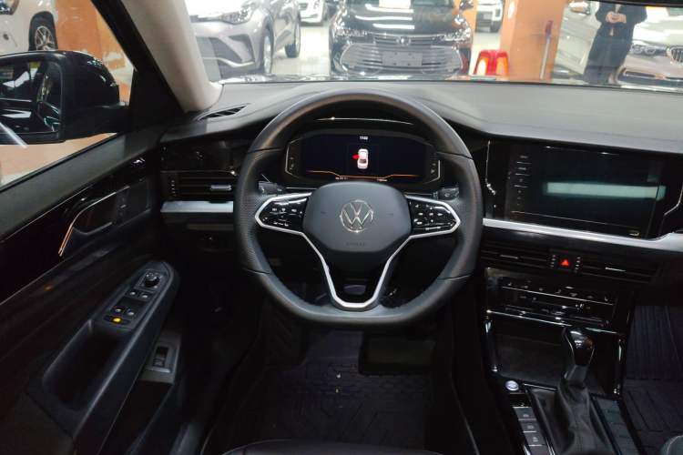 Used Volkswagen Passat 2023 330TSI Elite Edition
