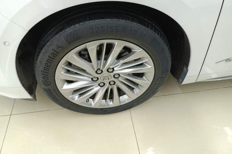 Used Buick Century 2023 2.0T Six-Seater Yinshi Edition