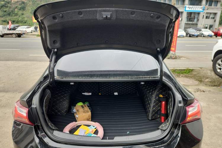 Used Chevrolet Malibu XL 2020 Redline 550T Automatic Sport Edition
