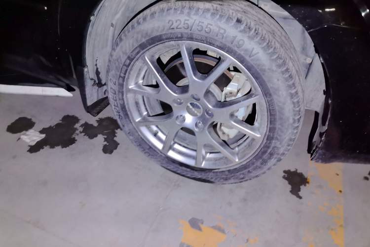 Used Dodge Journey 2013 3.6L Four-Wheel Drive Flagship Edition
