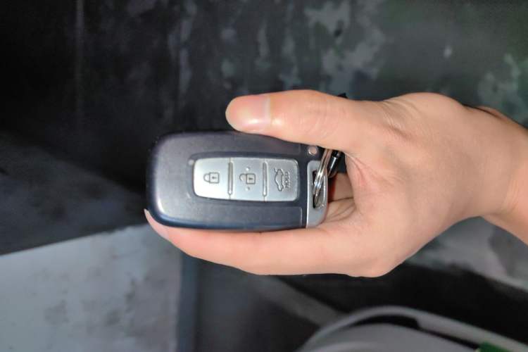 Used Kia K5 2011 2.0L Automatic Premium