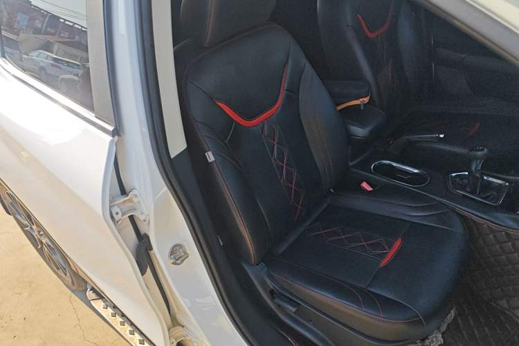 Used Soueast DX3 2016 1.5L Manual Flagship Version