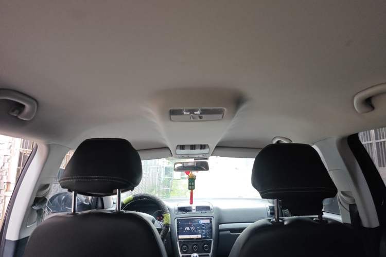 Used Skoda Octavia 2014 1.6L Manual Yijie Edition