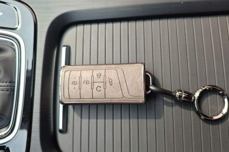 Used GAC Trumpchi M6 2021 PRO 270T Automatic Luxury Edition