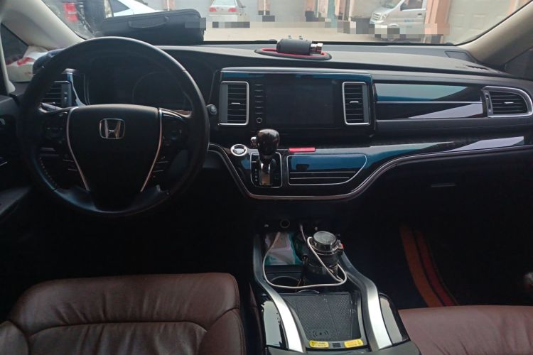 Used Honda Elysion 2019 2.0L Hybrid Supreme Edition
