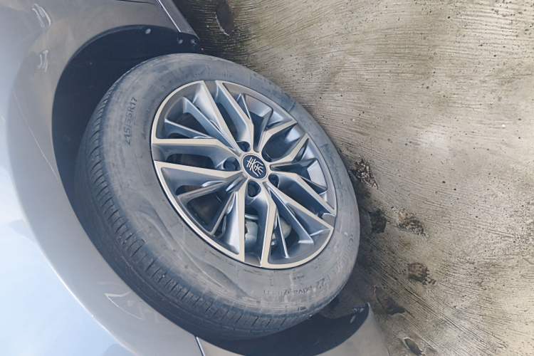 Used BYD Qin PLUS 2024 Honor Edition EV 420KM Beyond Model
