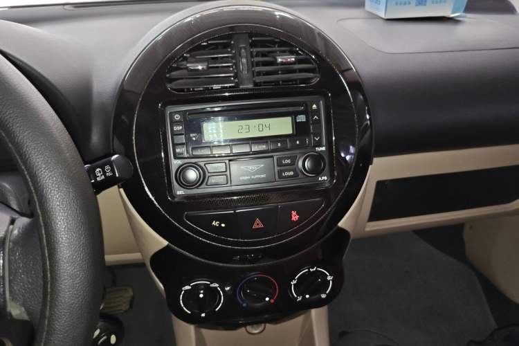 Used Geely Auto Panda Classic 2010 "Love Her" Edition 1.3L Automatic Comfort Version