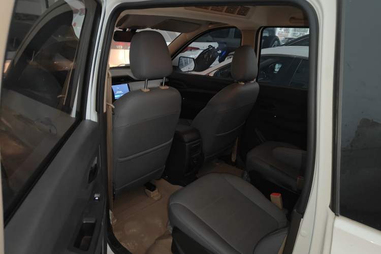Used Wuling Hongguang 2021 1.5L Revised S Standard Version with Electric Power Steering LAR