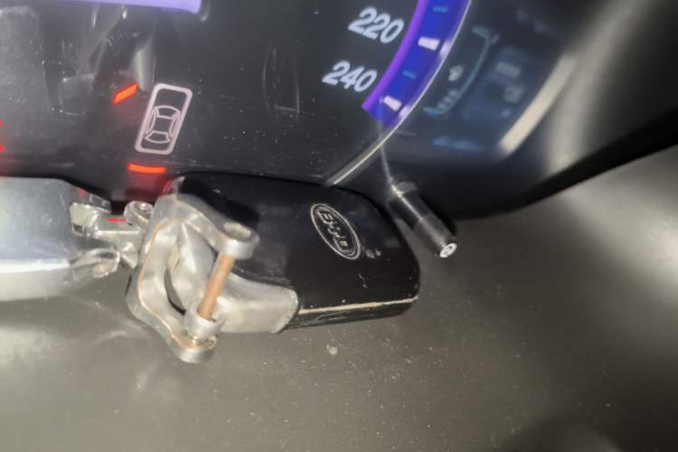 Used BYD S6 2013 Jingyue Edition 2.0L Manual Luxury Model 5 Seats