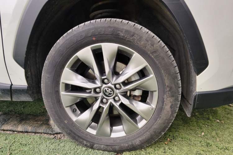 Used Toyota Wildlander 2023 2.0L CVT Two-Wheel Drive Leading Edition
