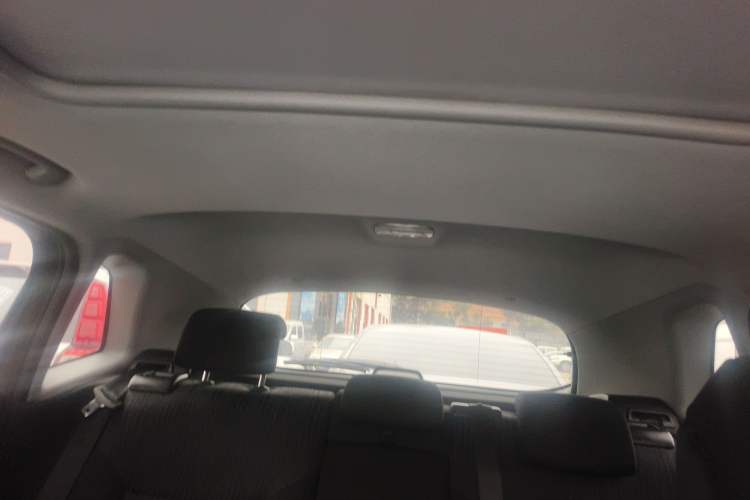 Used Peugeot 3008 2015 2.0L Automatic Classic Edition
