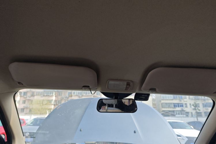 Used Wuling Rongguang V 2015 1.2L Standard Version
