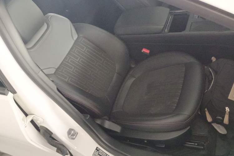 Used Ford Mondeo 2023 EcoBoost 180 Comfort Model
