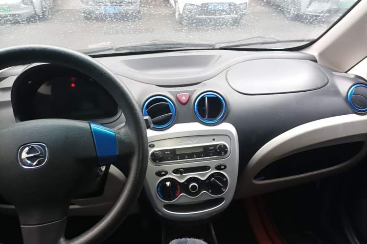Used JMEV E200L 2018 E200L Standard Model (250 km)
