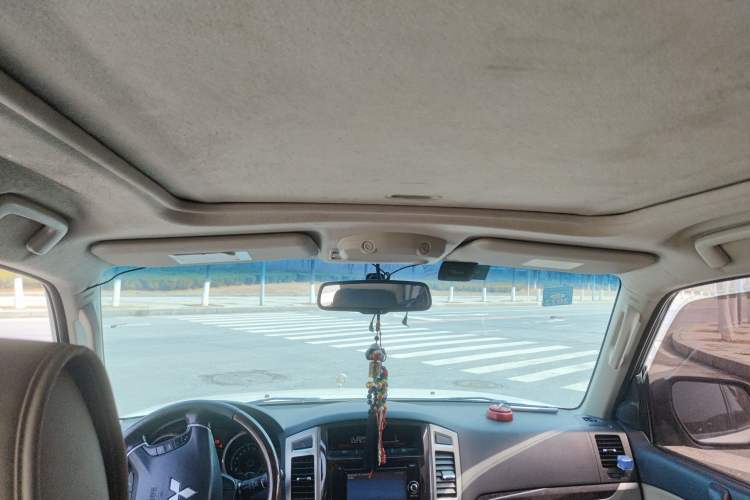 Used Mitsubishi Pajero 2019 V97 3.8L 5-Door GLS Sunroof Dual Differential – Middle East
