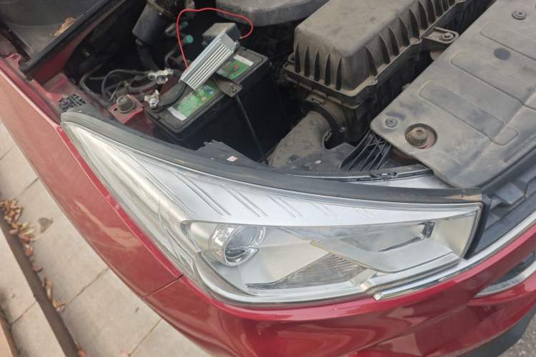 Used Wuling Hongguang S3 2018 1.5T Manual Luxury Model China V Standard Right Front Headlight