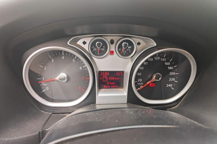 Used Ford Focus 2013 Hatchback Classic 1.8L Manual Fashion Edition
