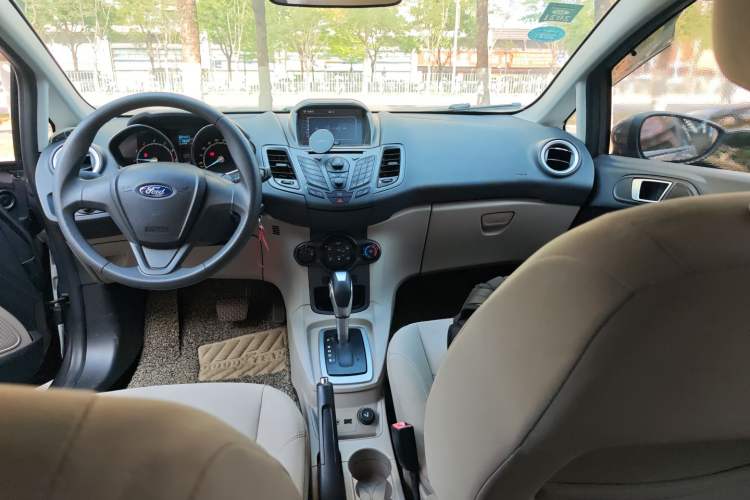 Used Ford Fiesta 2013 Sedan 1.5L Automatic Fashion Edition
