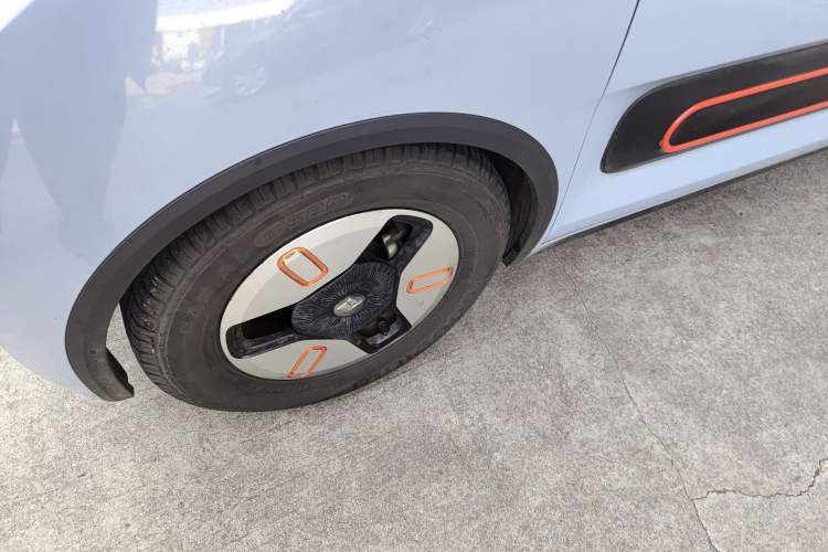 Used Baojun KiWi EV 2021 Artist Model Lithium Iron Phosphate