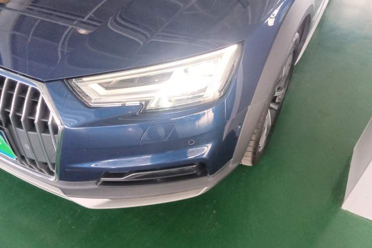 Used Audi A4 2017 45 TFSI allroad quattro Sport model
