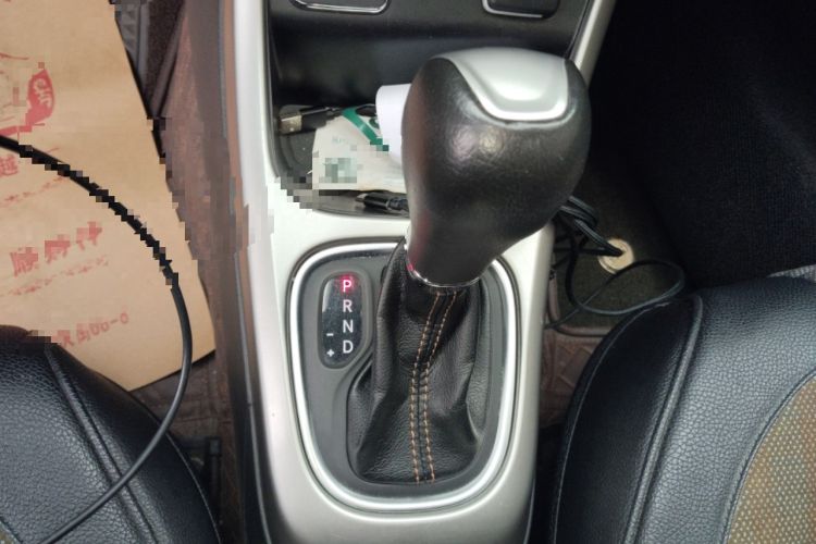 Used Jeep Compass 2017 200T Automatic Family Edition Gear Lever