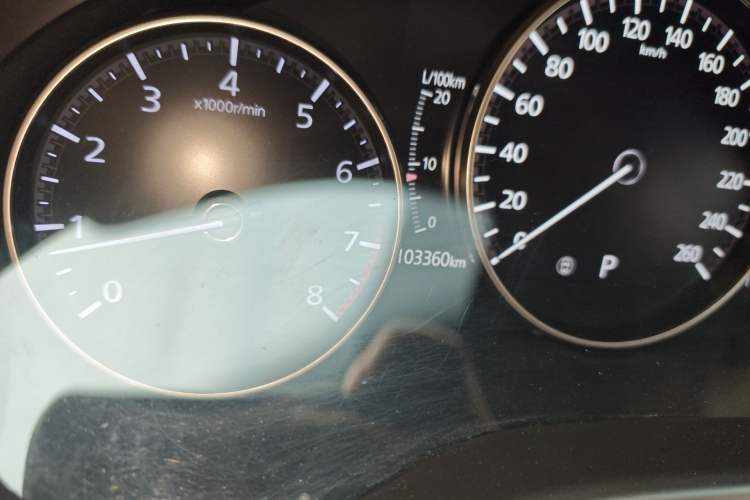 Used Mazda 3 Axela 2020 2.0L Automatic Zhiya Edition Odometer Close Up