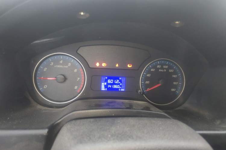 Used CHANGAN KAICHENG Shenqi F30 2019 1.5L Comfort Edition China VI Dual-Cab Short-Wheelbase DAM15KL Instrument Cluster