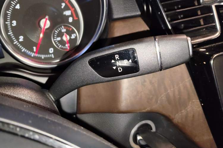 Used BAIC Off-Road BJ90 2021 3.0T Zhenrong Edition Gear Lever