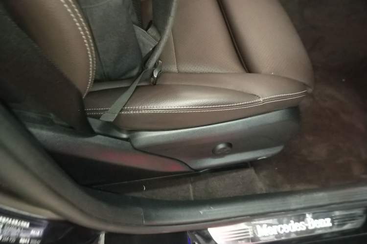 Used Mercedes-Benz GLC 2020 Facelift GLC 300 L 4MATIC Dynamic Edition Right Front Seat