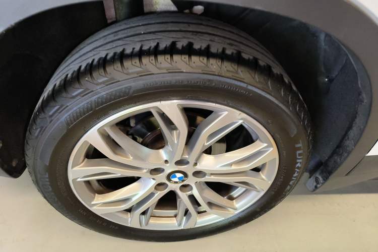 Used BMW X1 2019 sDrive20Li Leading Model