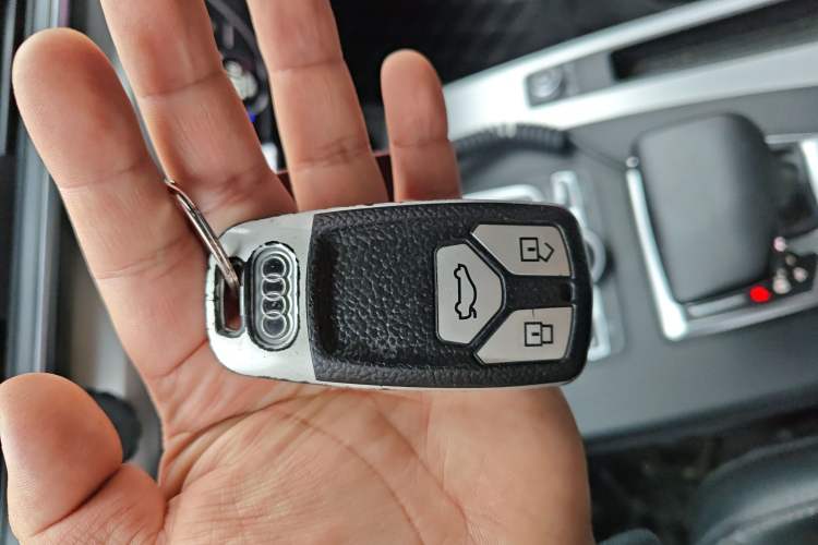 Used Audi Q5L 2020 Updated 40 TFSI Prestige Fashion Edition
