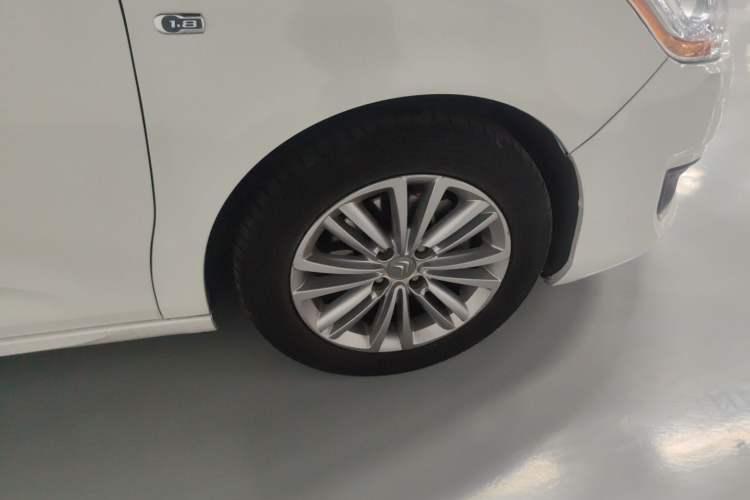 Used Citroen C4L 2014 1.8L Intelligent Drive Automatic Dynamic Model Right Front Wheel Hub