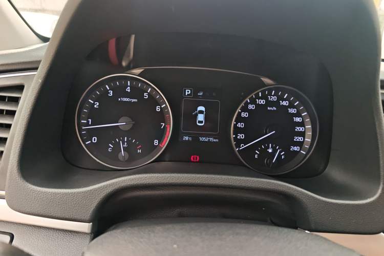 Used Hyundai Elantra (6th Generation / Lingdong) 2016 1.6L Automatic ZhiXuan – Elite Version
