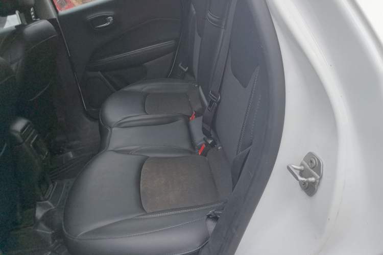 Used Jeep Compass 2017 200T Automatic Enjoyment Version
