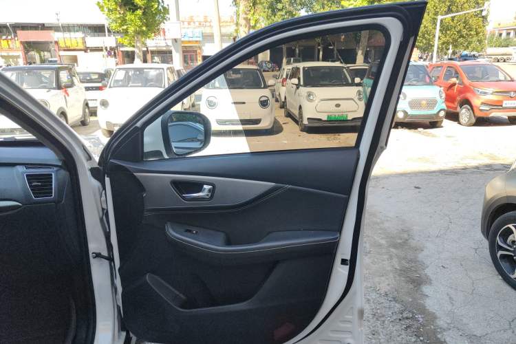 Used Dongfeng Fengon S560 2019 1.8L Manual Urban Model