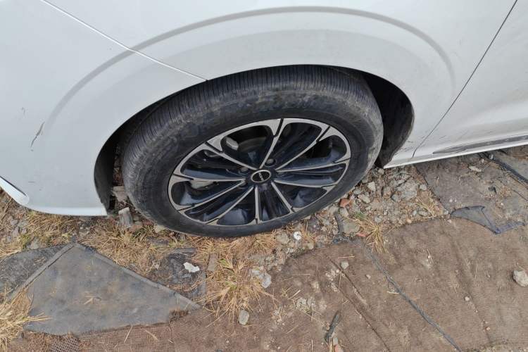 Used Roewe iMAX8 2021 400TGI Supreme Series Lu Zun Edition