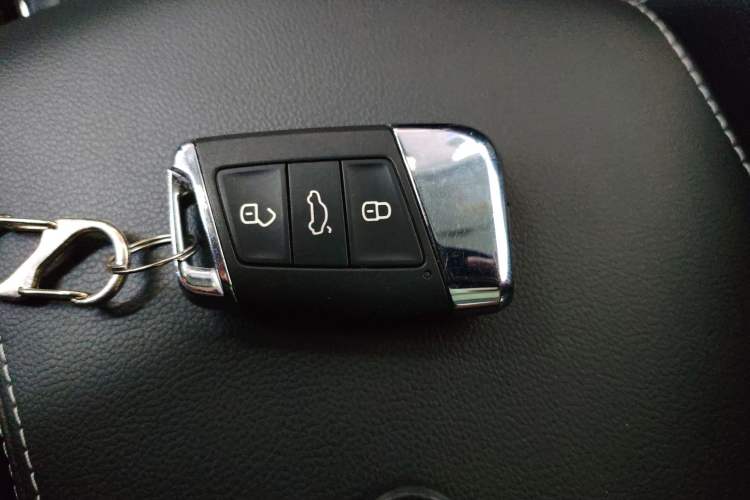 Used Volkswagen Passat 2024 380TSI Dragon Glory Edition Interior 1