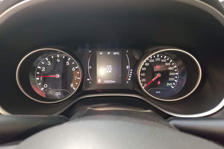 Used Jeep Compass 2017 200T Automatic Comfort Edition
