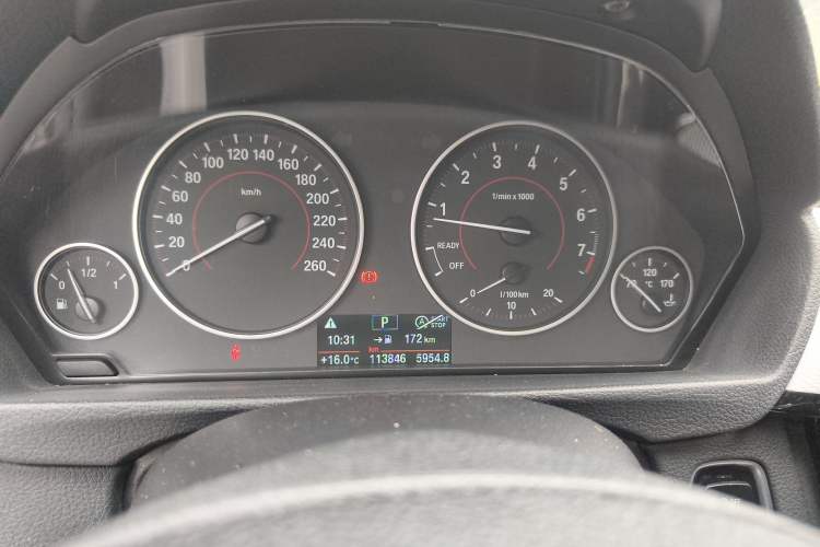 Used BMW 3 Series 2017 320i M Sport Instrument Cluster