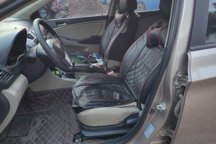 Used Hyundai Verna (older generation) 2016 1.4L Manual Smart GLS Trim