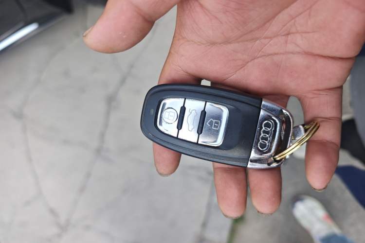 Used Audi A6L 2016 30 FSI Comfort Version Vehicle Key