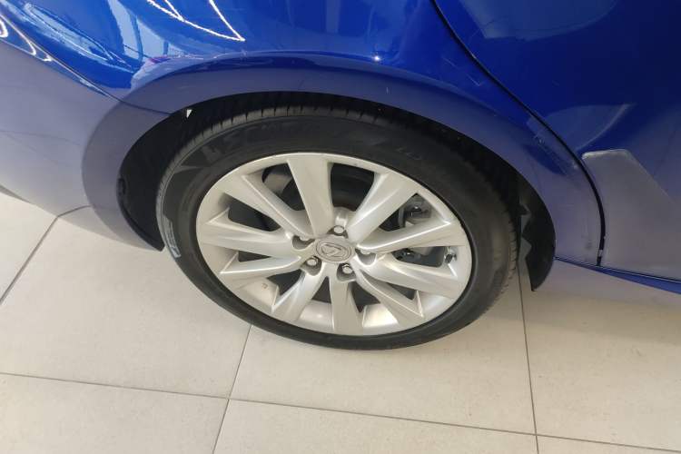 Used Lexus IS 2015 200t F SPORT