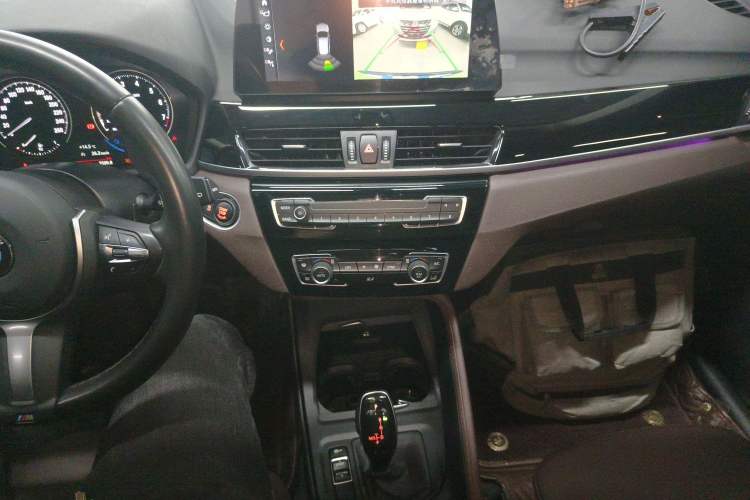 Used BMW X1 2021 sDrive25Li Leading Model Gear Lever