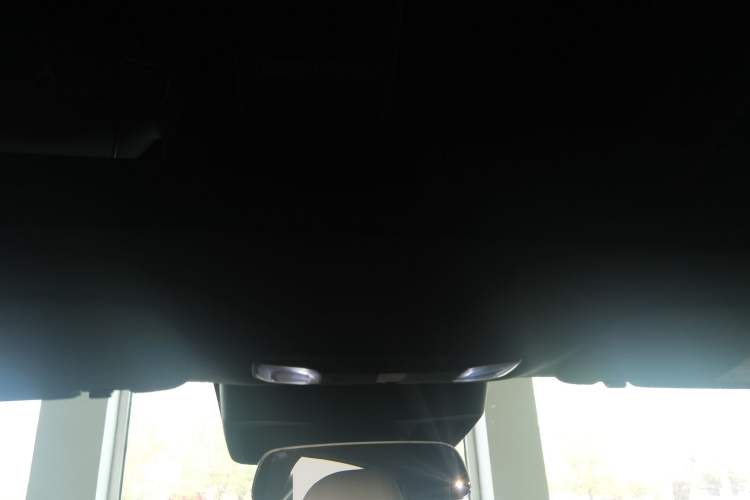 Used ARCFOX Alpha S5 2024 650ULTRA 390kW Headliner