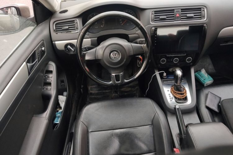 Used Volkswagen Sagitar 2014 Revised Version 1.6L Automatic Comfort Edition