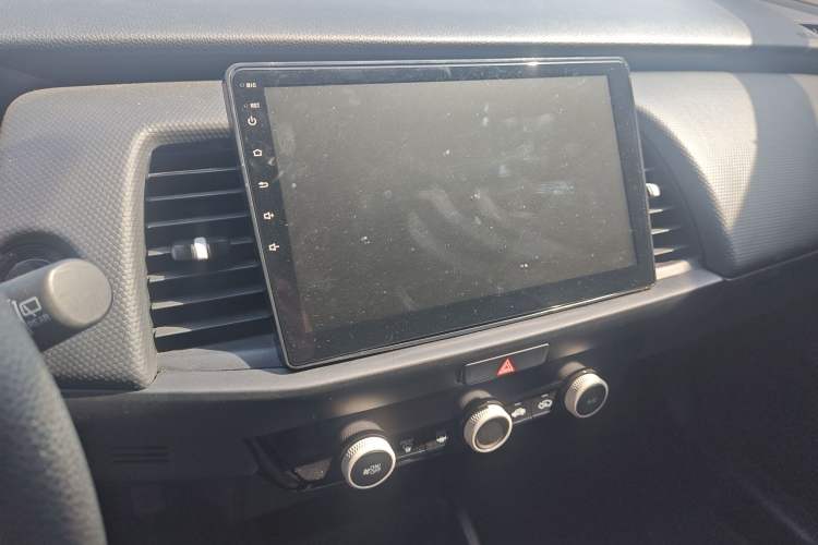 Used Honda Fit 2021 1.5L CVT Trendy Version Audio And AC Panel